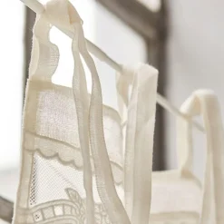 Scheibengardine Mesnay