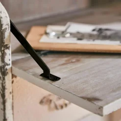 Wandsekretär Sandrine